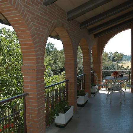 Le Rose Castiglione del Lago