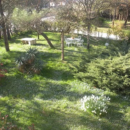 Le Rose Castiglione del Lago