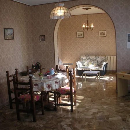 Le Rose Castiglione del Lago