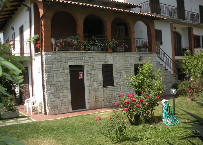 Le Rose Alloggio per agriturismo Castiglione del Lago