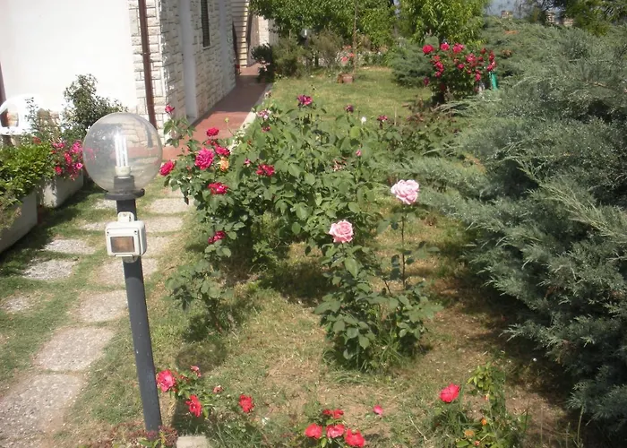 Le Rose Castiglione del Lago